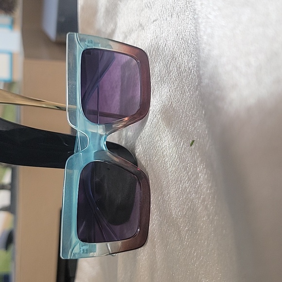 Ombre Sunglasses Square Frame Beautiful Sunglasses Radiant Brown and Blue - Picture 9 of 14